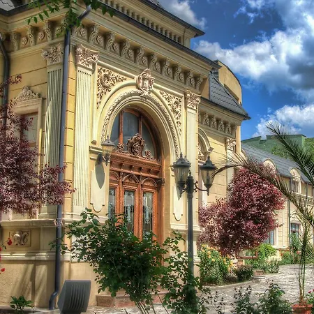 Szálloda Restaurant Casa Cu Tei