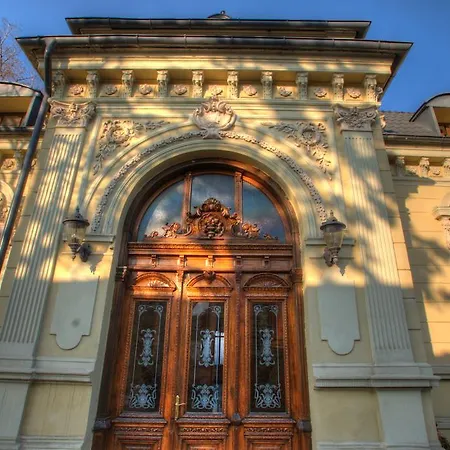 Hotel Restaurant Casa Cu Tei Craiova