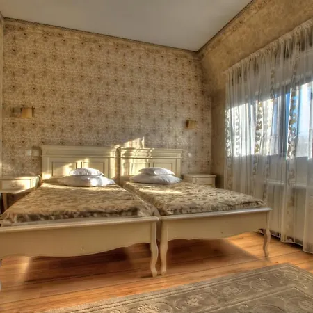 Restaurant Casa Cu Tei Craiova