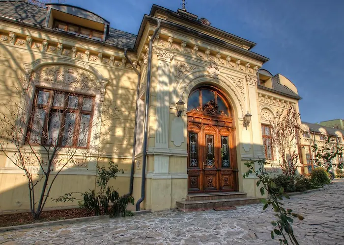 Restaurant Casa Cu Tei Otel