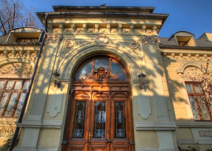 Otel Restaurant Casa Cu Tei Craiova