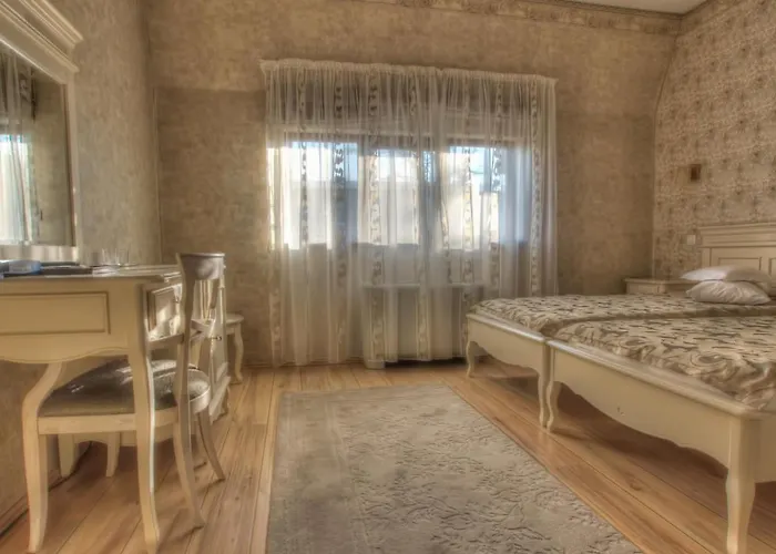 Restaurant Casa Cu Tei Hotel Craiova